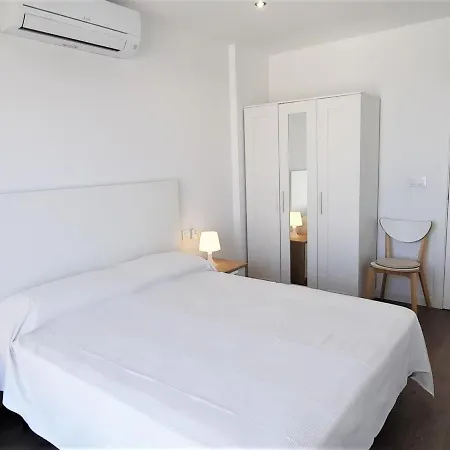 De 3 Con Terraza, Piscina, Parking Y Aire Acondicionado En - Es-170-54