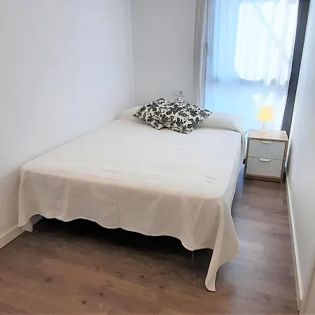 Apartman De 3 Con Terraza, Piscina, Parking Y Aire Acondicionado En - Es-170-54 Llança