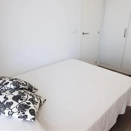 Apartman De 3 Con Terraza, Piscina, Parking Y Aire Acondicionado En - Es-170-54 Llança
