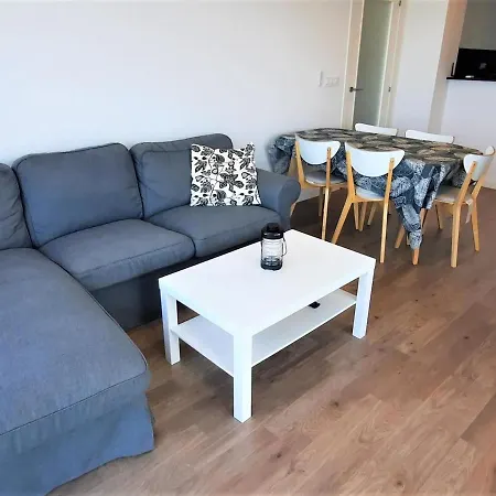 De 3 Con Terraza, Piscina, Parking Y Aire Acondicionado En - Es-170-54