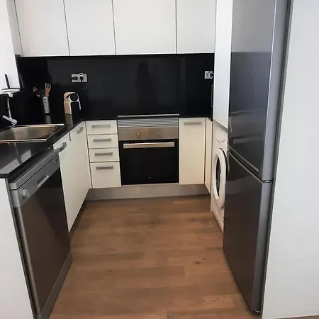 De 3 Con Terraza, Piscina, Parking Y Aire Acondicionado En - Es-170-54 Daire Llança