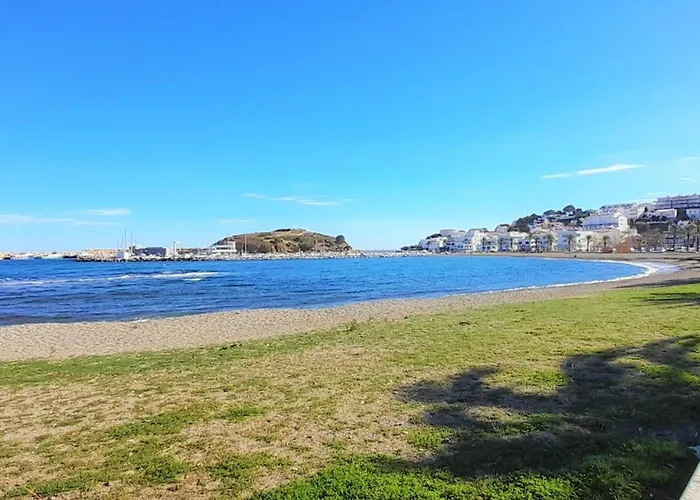 De 3 Con Terraza, Piscina, Parking Y Aire Acondicionado En - Es-170-54 Llança